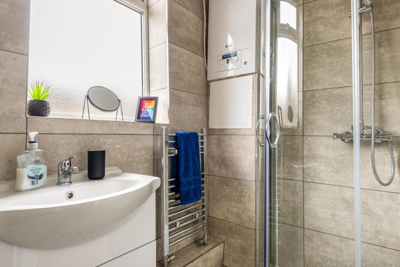 Hopetown Apartment-Modern 1 Bed With Free Parking 노먼턴 외부 사진